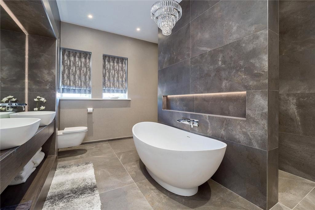 Bed 1 En Suite