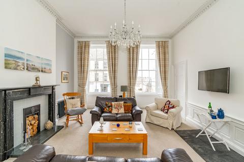 4 bedroom flat for sale, 17 Flat 1 Howe Street, Edinburgh, EH3