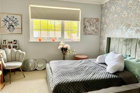 2 bedroom maisonette for sale, Staplehurst Close, Southampton, Hampshire