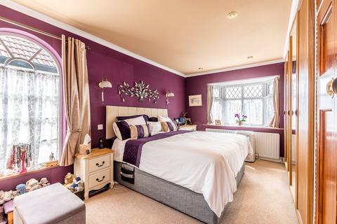 61 Kingsway, West Wickham, BR4 9JD