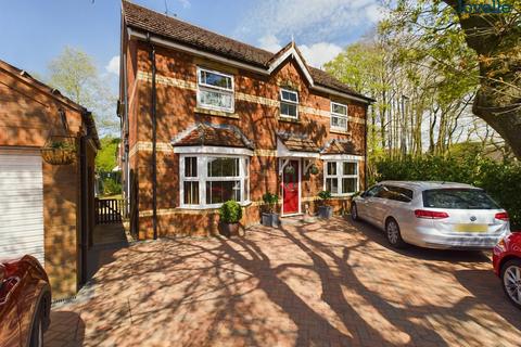 4 bedroom detached house for sale, The Furlongs, Market Rasen, LN8