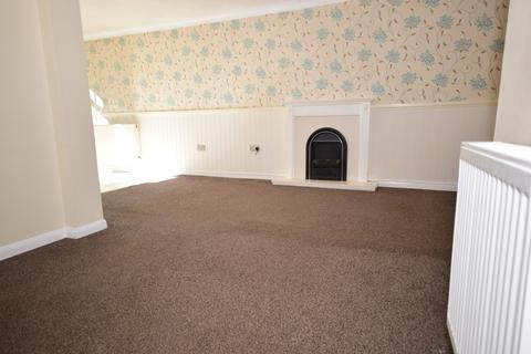 2 bedroom terraced house to rent, Nares Road Gillingham ME8