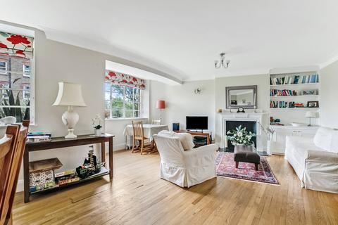 undefined, Cholmeley Park, Highgate Village