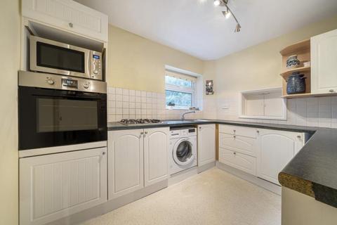 2 bedroom apartment to rent, Lawn Road, Guildford GU2