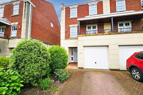 10 Macrae Road, Pill, Bristol, BS20 0EB