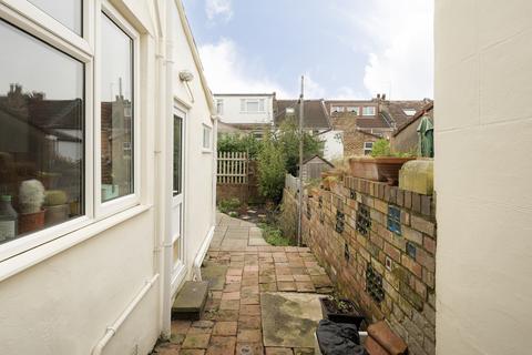38 Daisy Road, Bristol, BS5 6JS