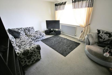 2 bedroom ground floor flat to rent, Silverdale Road, Kitt Green, Orrell, Wigan, WN5 0DN