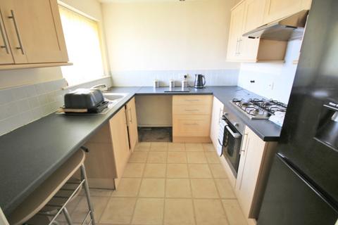 2 bedroom ground floor flat to rent, Silverdale Road, Kitt Green, Orrell, Wigan, WN5 0DN