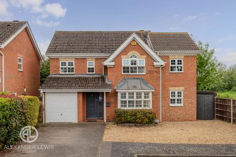 4 bedroom detached house for sale, Tippett Drive, Shefford, SG17 5RW