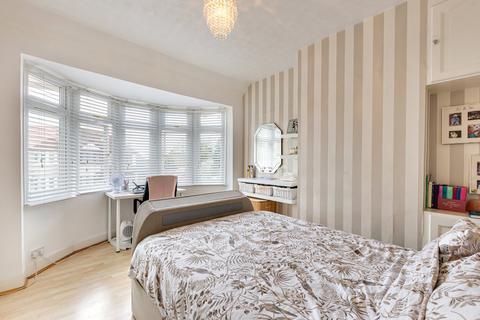 3 Curran Avenue, Sidcup, DA15 8RP