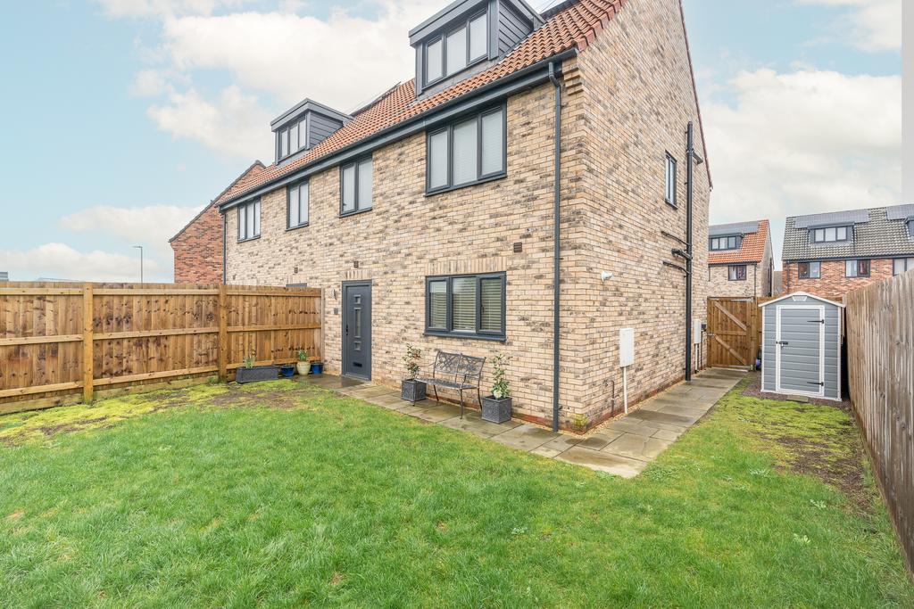 Alveston, Bristol BS35 4 bed townhouse for sale £450,000
