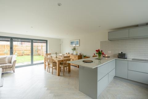 undefined, Alveston, Bristol BS35