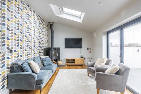76 Hambrook Lane, Stoke Gifford, Bristol, BS34 8QF