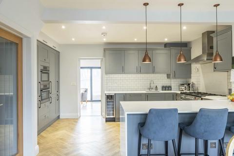 76 Hambrook Lane, Stoke Gifford, Bristol, BS34 8QF