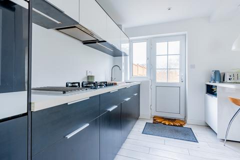 142 Coniston Road, Patchway, Bristol, BS34 5JT