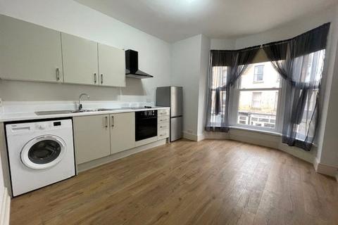 1 bedroom apartment to rent, Temple Street, Llandrindod Wells, Powys, LD1
