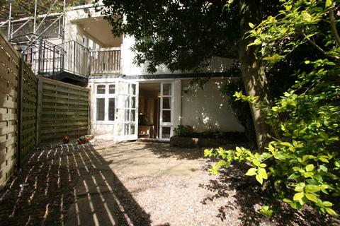 Flat 1, 48 Oakfield Road, Clifton, Bristol, BS8 2BG