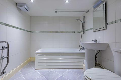 Flat 1, 48 Oakfield Road, Clifton, Bristol, BS8 2BG