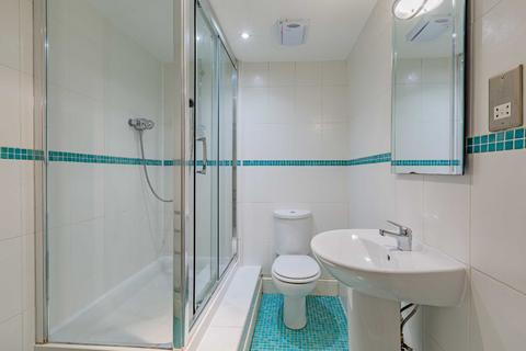 Flat 1, 48 Oakfield Road, Clifton, Bristol, BS8 2BG