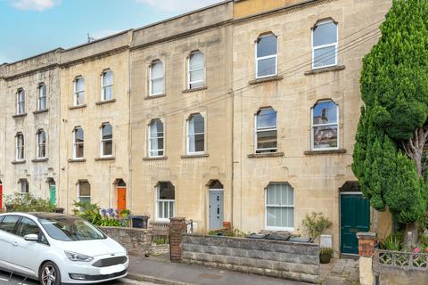 Top Floor Flat, 35 Lansdown Road, Redland, Bristol, BS6 6NR