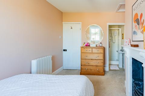 Top Floor Flat, 35 Lansdown Road, Redland, Bristol, BS6 6NR