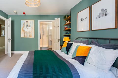 Garden Flat, 11 Bellevue Crescent, Bristol, BS8 4TE