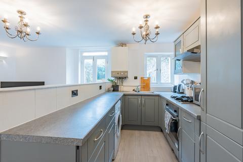 Flat 1, 7 Anglesea Place, Bristol, BS8 2UN