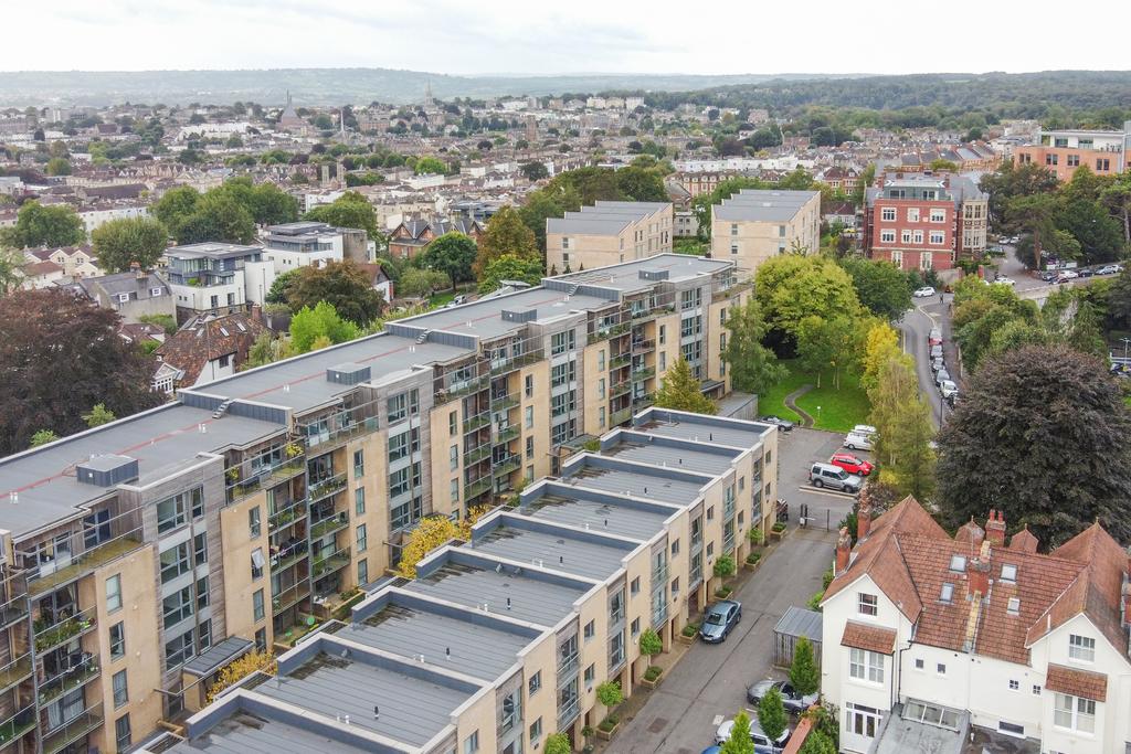 Photo 37