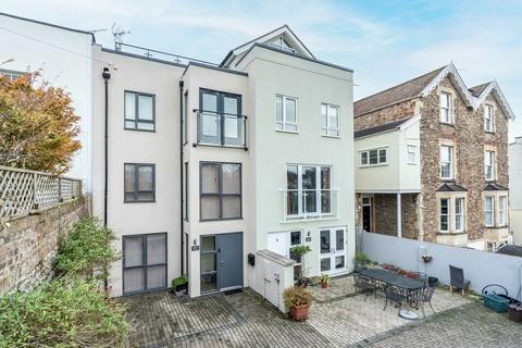 Juniper House Mornington Road, Bristol, BS8 2UU