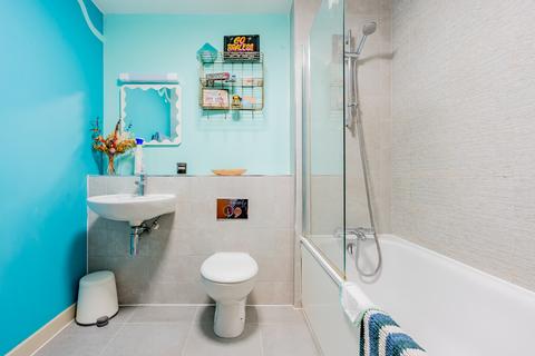 Flat 7, Trinity Apartments Braggs Lane, Bristol, BS2 0FS