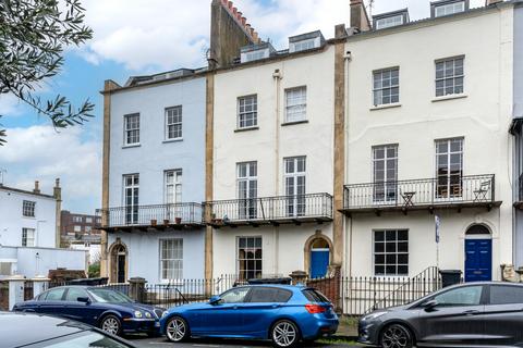 First Floor Flat, 2 Frederick Place, Bristol, BS8 1AS