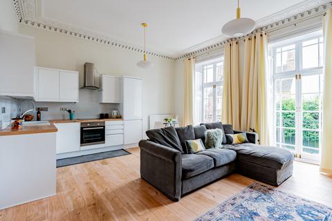 First Floor Flat, 2 Frederick Place, Bristol, BS8 1AS