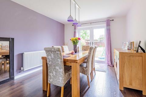 47 Bakersfield, Longwell Green, Bristol, BS30 9YP