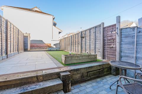 111 Fairlyn Drive, Bristol, BS15 4PZ