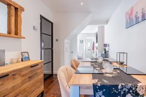 111 Fairlyn Drive, Bristol, BS15 4PZ
