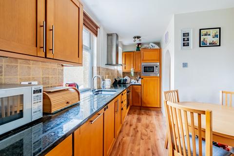 32 Siston Park, Bristol, BS15 4PE