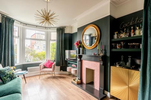 7 Grantham Road, Bristol, BS15 1JR