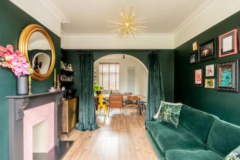 7 Grantham Road, Bristol, BS15 1JR