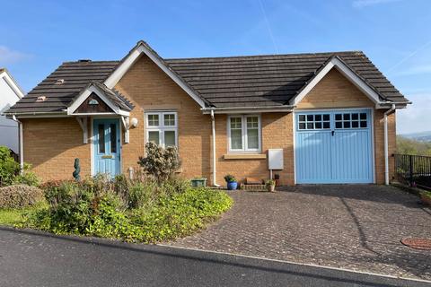 4 bedroom detached house for sale, Sandford View, Newton Abbot, TQ12