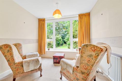 16 Beverley Road, Bromley, BR2 8QD