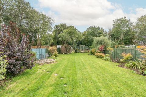 70 Kenmore Crescent, Bristol, BS7 0TR