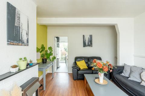 8 Branksome Crescent, Bristol, BS34 7EQ