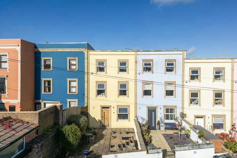 10 Bellevue Terrace, Totterdown, Bristol, BS4 2BH