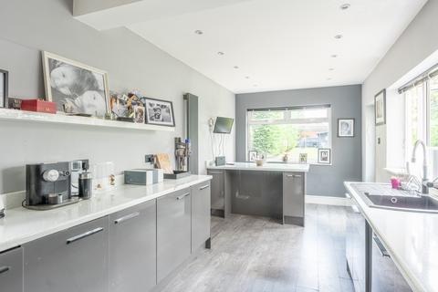 572 Wells Road, Bristol, BS14 9BD