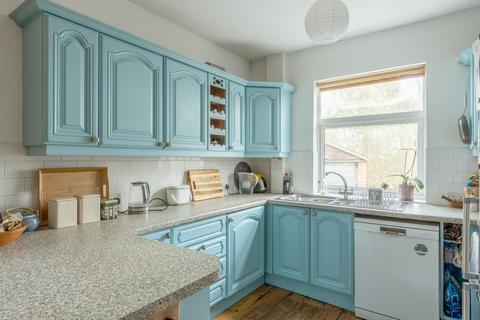 49 Withleigh Road, Bristol, BS4 2LG