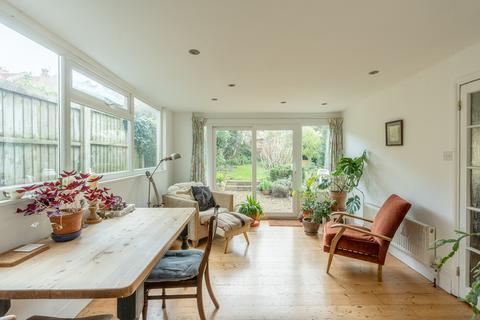 49 Withleigh Road, Bristol, BS4 2LG