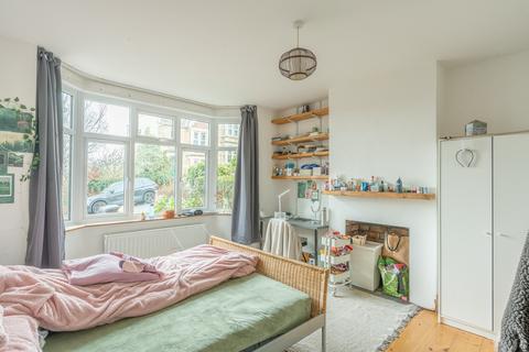 49 Withleigh Road, Bristol, BS4 2LG