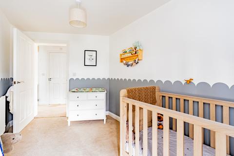 Flat 2, 18 Abrahams Close, Bristol, BS4 1FQ