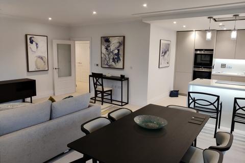 2 bedroom apartment to rent, Glen Island, Taplow SL6