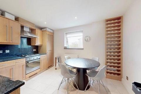 2 bedroom flat for sale, Palgrave Gardens, Marylebone